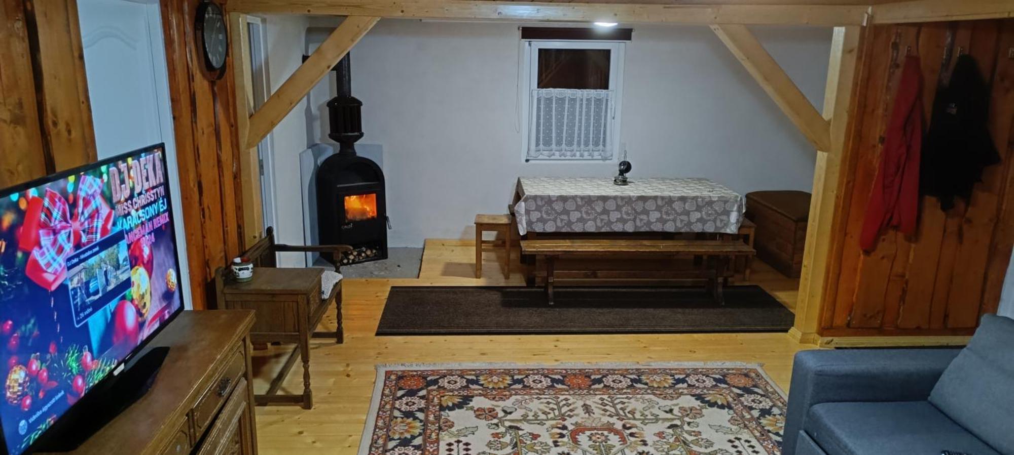 Csergo Kulcsoshaz Senetea Esterno foto